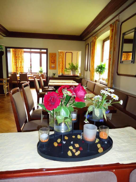 Hotel Koenigsaecker FDH Buitenkant foto