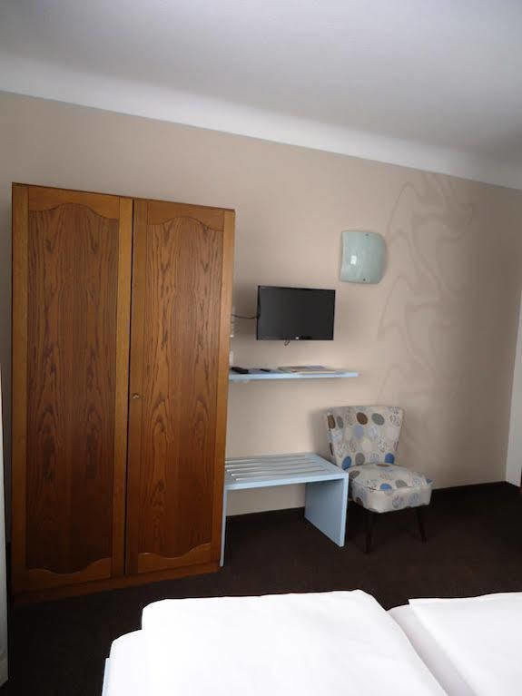 Hotel Koenigsaecker FDH Buitenkant foto